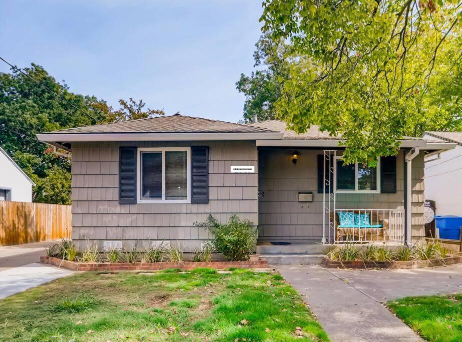 Вилла Smart Eclectic Art House Near Uc Davis Med Center Сакраменто Экстерьер фото